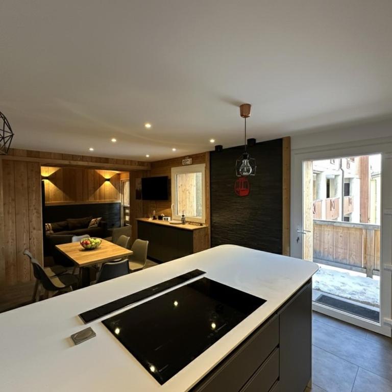 Superbe appartement rénové aux pieds des pistes - Appartamento con 3 Camere da Letto - 6
