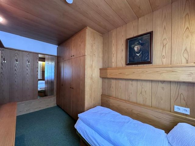 Chalet Cristall - Apartment mit 3 Schlafzimmern und Bergblick - 5