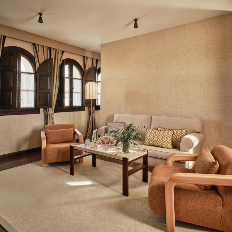 Hospes Palacio del Bailio, a Member of Design Hotels - Suite Junior - 4