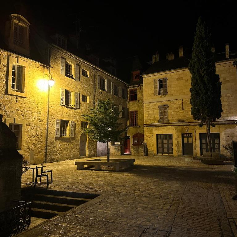 Heart of Sarlat - Appartamento - 23