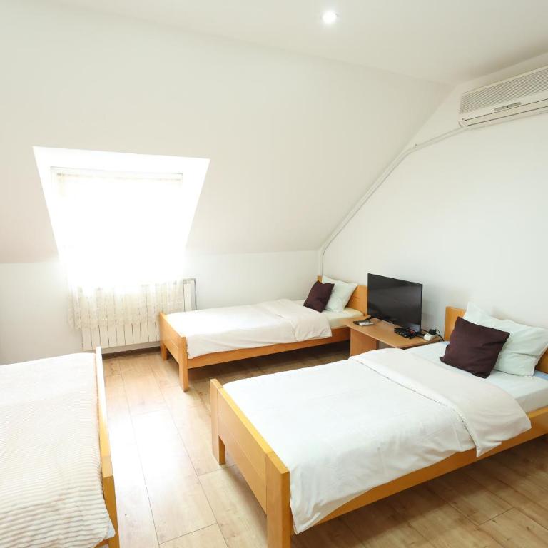 MK Star Boutique Hotel - Quadruple Room - 7