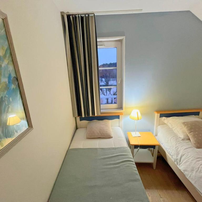 Charmante maison de vacances avec accès piscine - Two-Bedroom House - 15