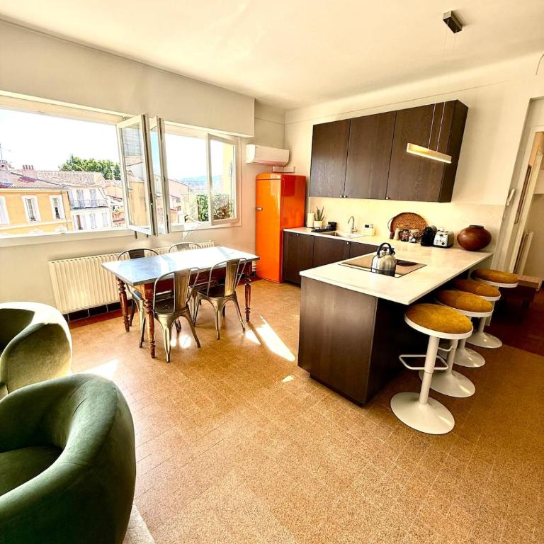 Sublime appartement à 2 pas du vieux-port - Appartement 2 Chambres - 9