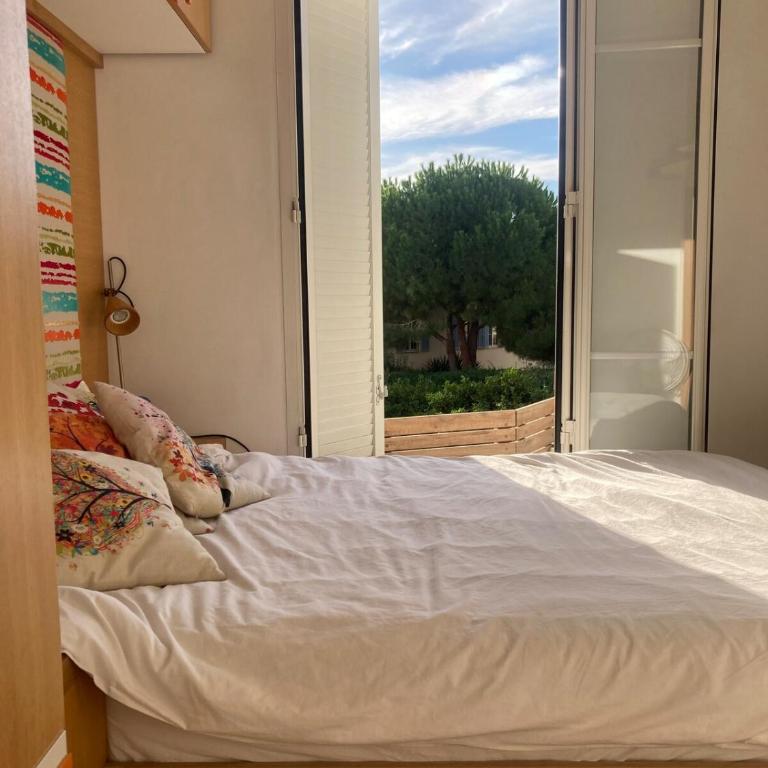 Unique Apartment with Cat in Cap dAntibes - Appartement 2 Chambres - 14