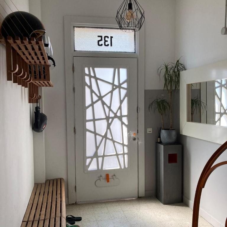 Unique Apartment with Cat in Cap dAntibes - Appartement 2 Chambres - 24