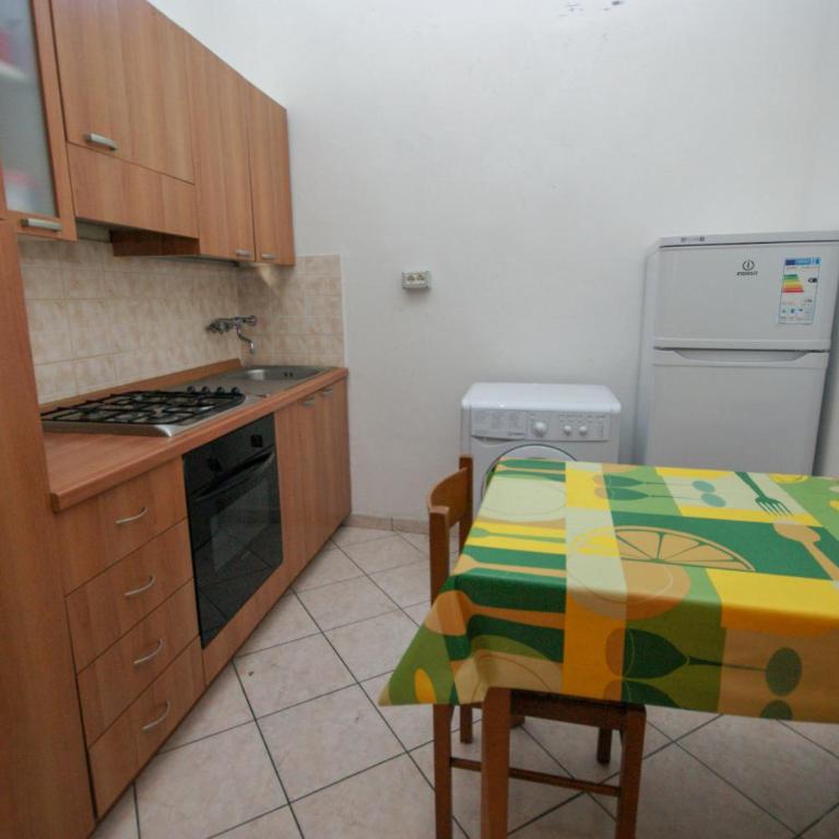 40 Quadrilocale zona mare - Appartamento con 3 Camere da Letto - 4