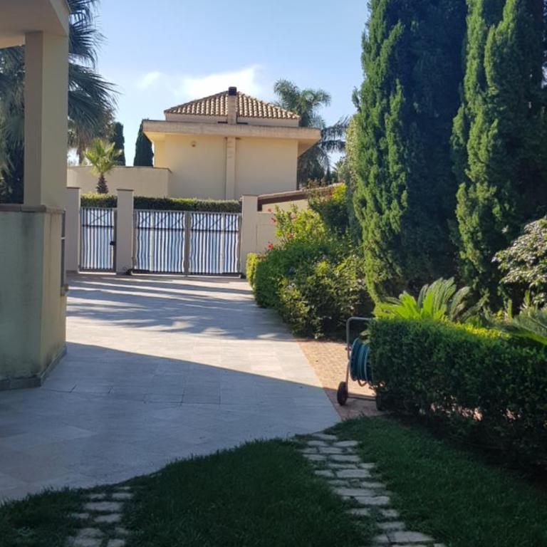 WELCOME In - Three-Bedroom Villa - 18