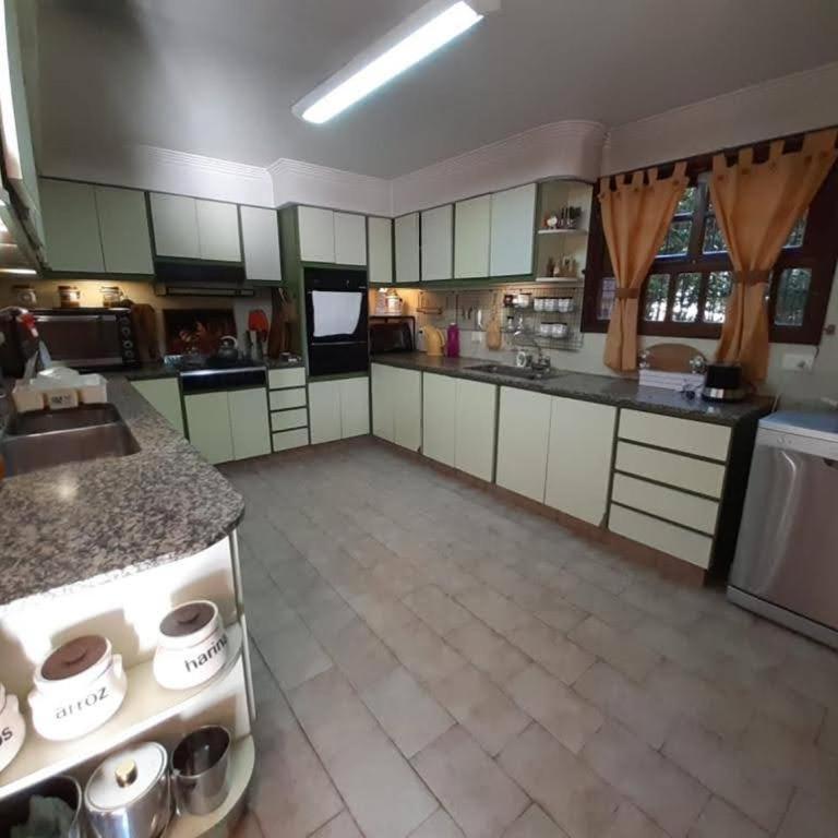 Caserón de Tejas - Three-Bedroom House - 9