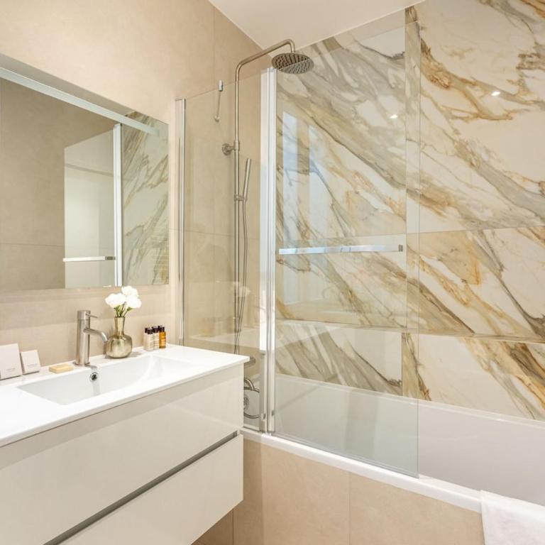 A4#Premium#Arc de Triomphe#ChampsElysées#3Bedrooms#AC - Three-Bedroom Apartment - 11