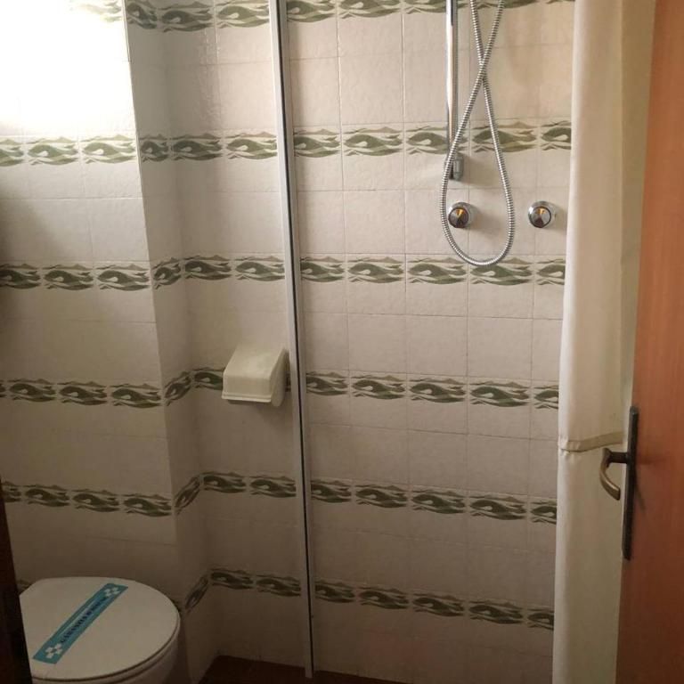 Hotel Wega - Camera Doppia con Letti Singoli - 1