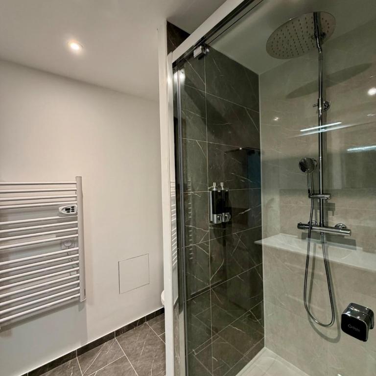Cinemus, Nid douillet avec Cinéma Privé - Appartement 1 Chambre - 11