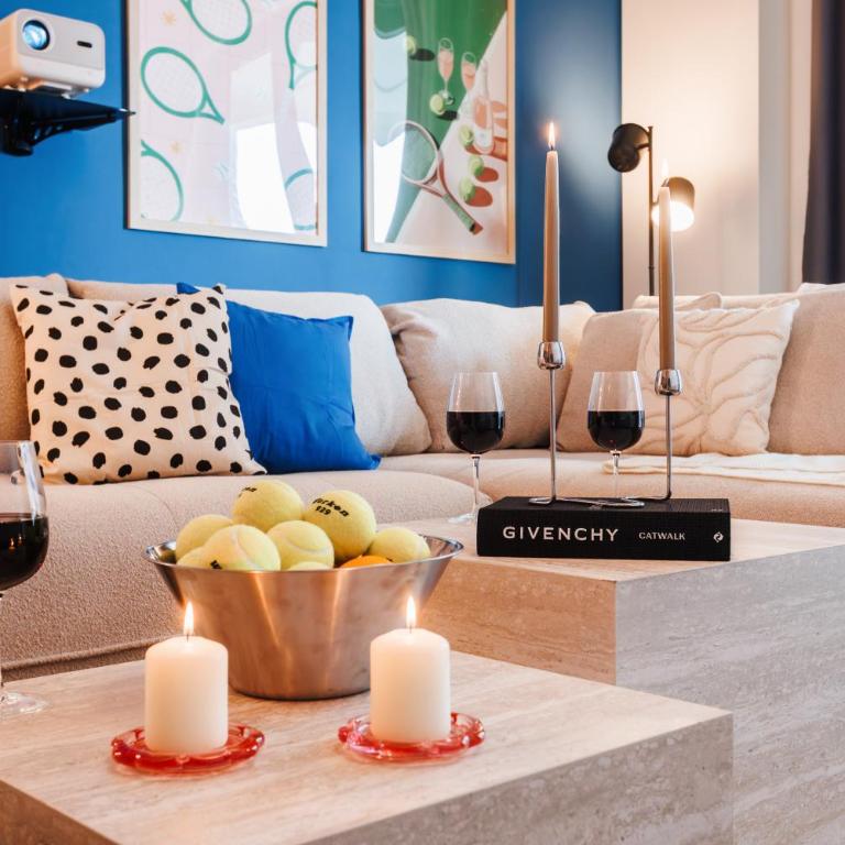 WF 104m2 Prestige with Terrace, Gym and Pool - Two-Bedroom Deluxe Apartment with Balcony - 20