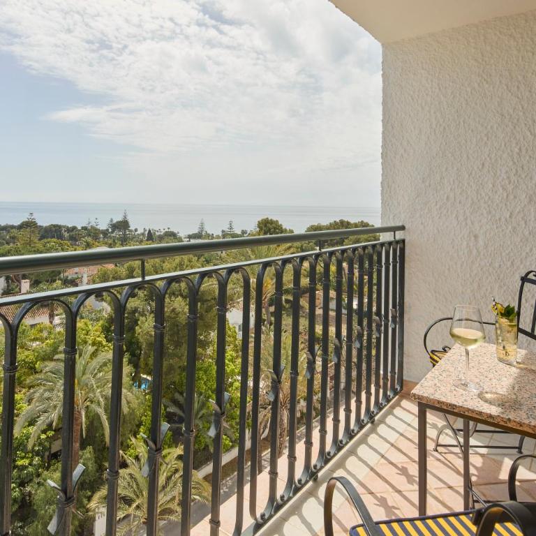 Kimpton Los Monteros Marbella by IHG - Suite Estudio Dúplex con balcón y vistas al mar - 2