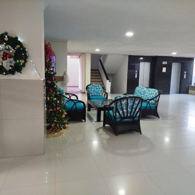 La Perla Beach - Two-Bedroom Apartment - 9