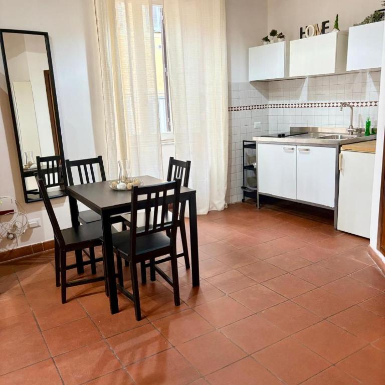 Studio apartment in a historic building - Appartamento con 1 Camera da Letto - 5