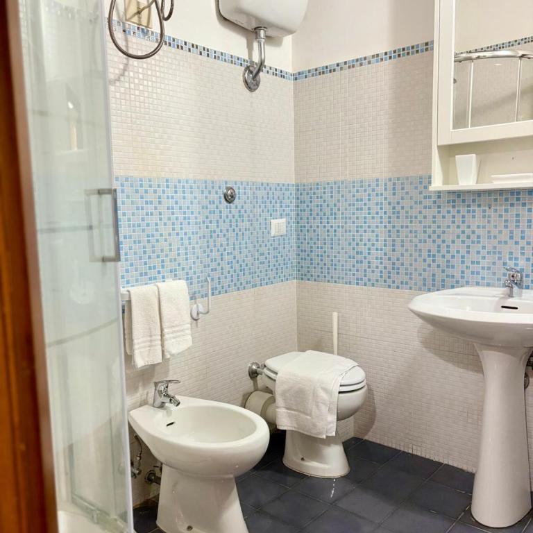 Studio apartment in a historic building - Appartamento con 1 Camera da Letto - 12