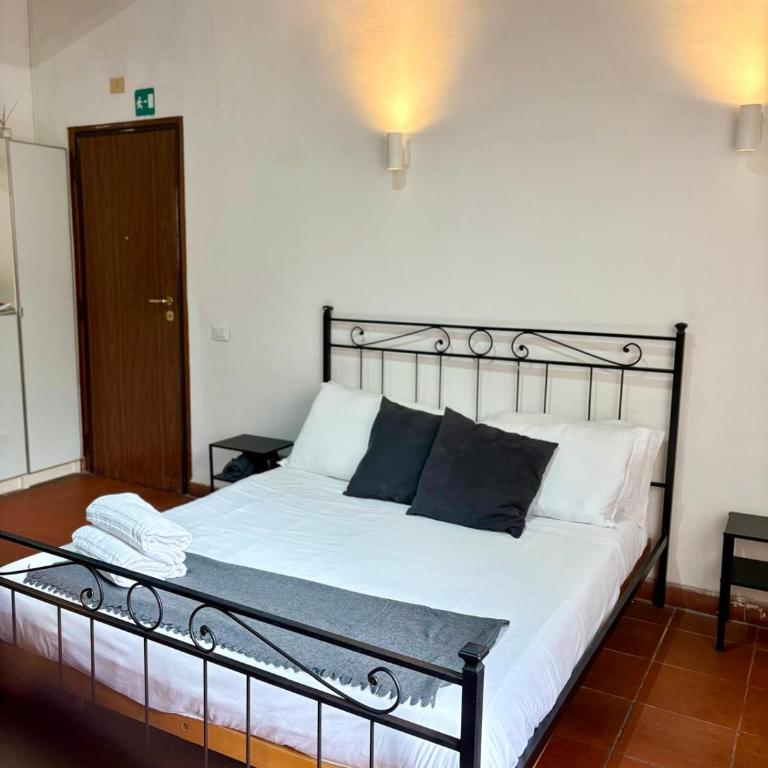 Studio apartment in a historic building - Appartamento con 1 Camera da Letto - 14