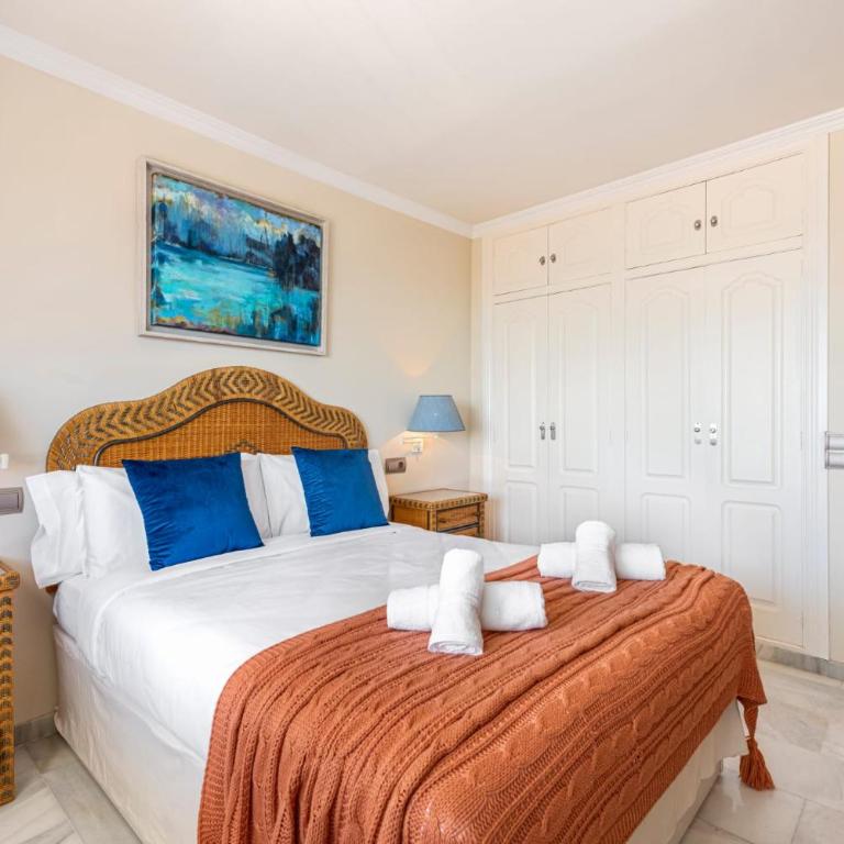 RgHost-Apartamento España en Paseo Marítimo - Apartamento de 3 dormitorios - 10