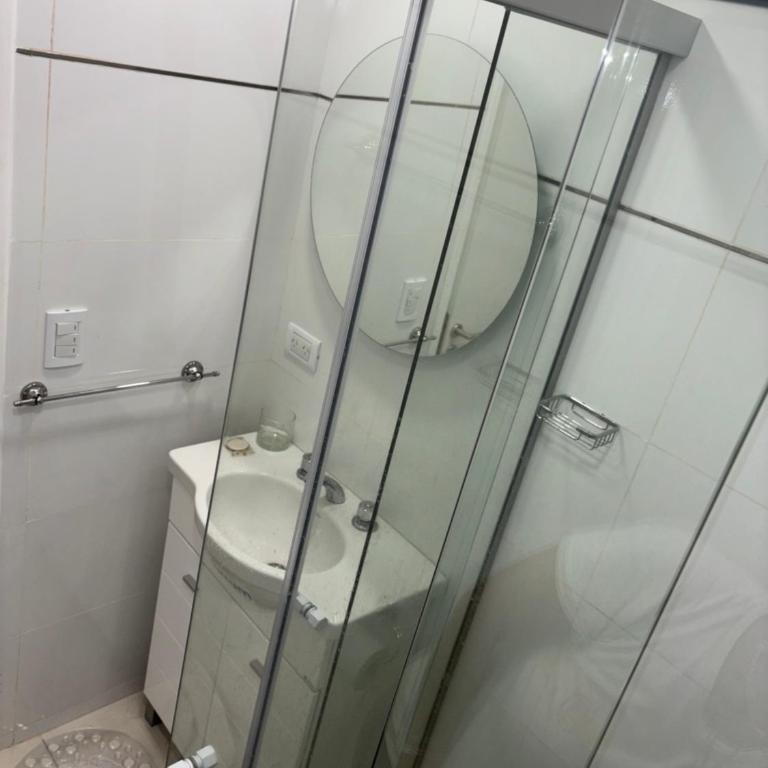 Depto Nuevo Céntrico cercano a centros de salud - One-Bedroom Apartment - 12