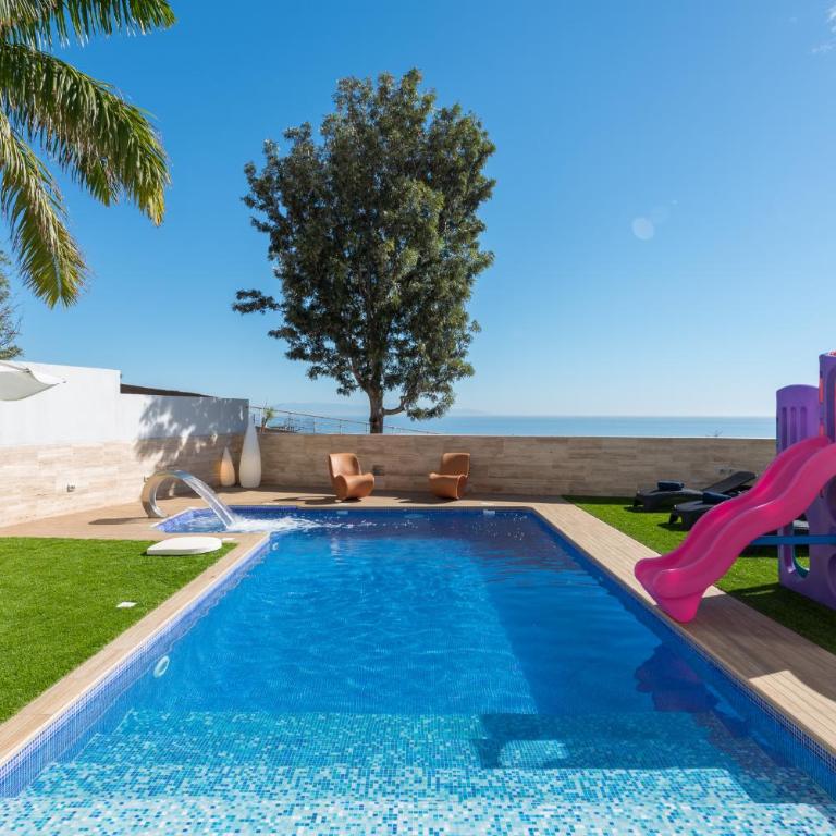 Seaview Villa with Pool, Gym & Home Cinema - Villa Superior - 2