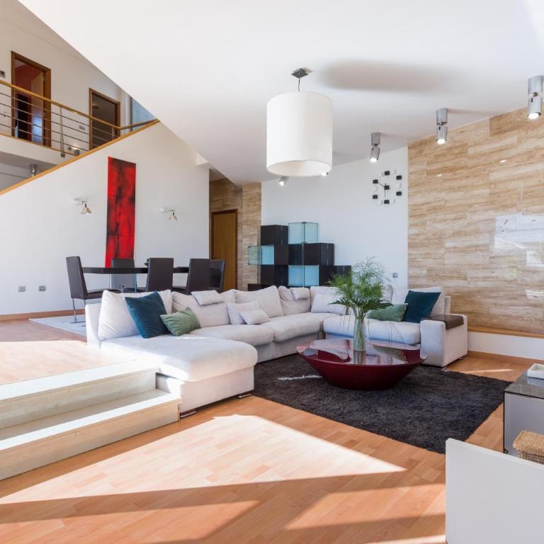 Seaview Villa with Pool, Gym & Home Cinema - Villa Superior - 3