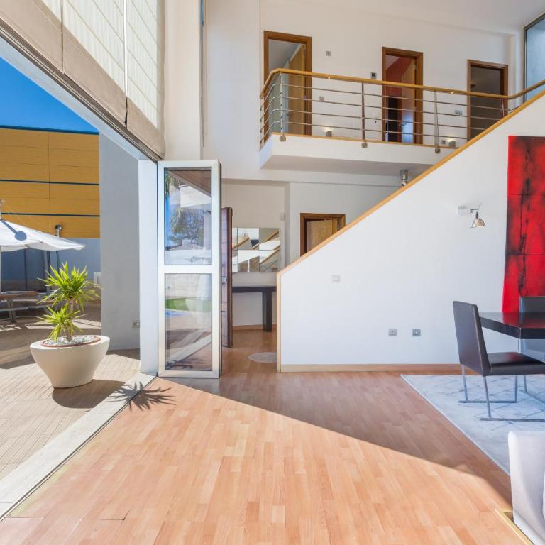 Seaview Villa with Pool, Gym & Home Cinema - Villa Superior - 4