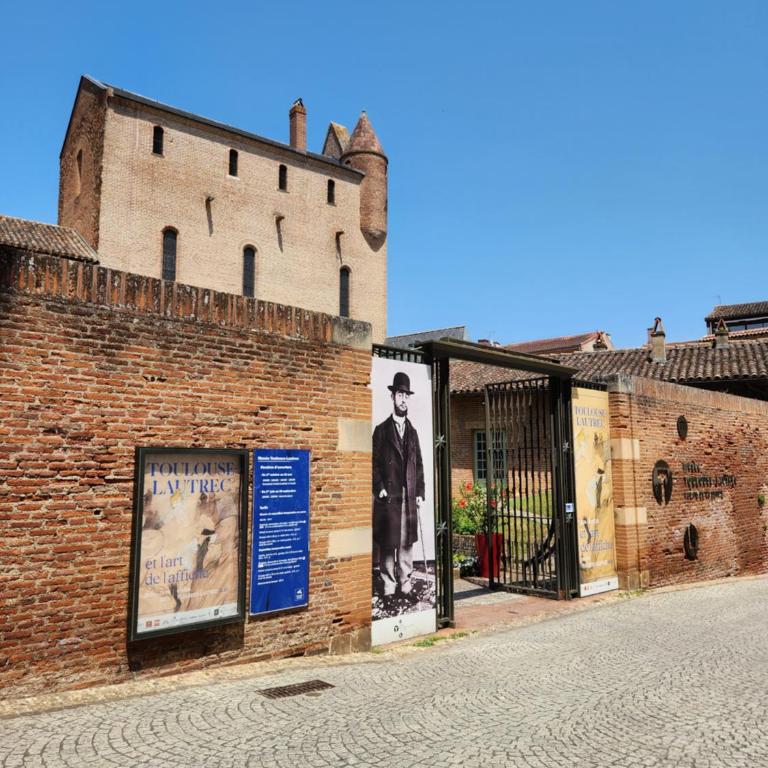 Le petit marché de Sainte Cécile- Centre historique Albi - Appartement 1 Chambre - 26