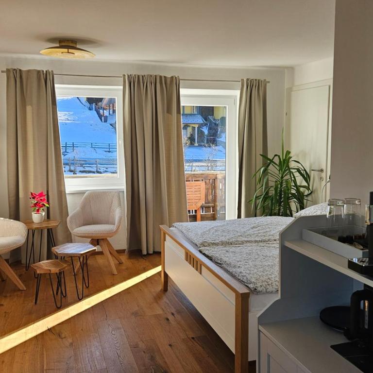 SCHWEIZER Hof - Doppelzimmer mit eigenem Bad - 5