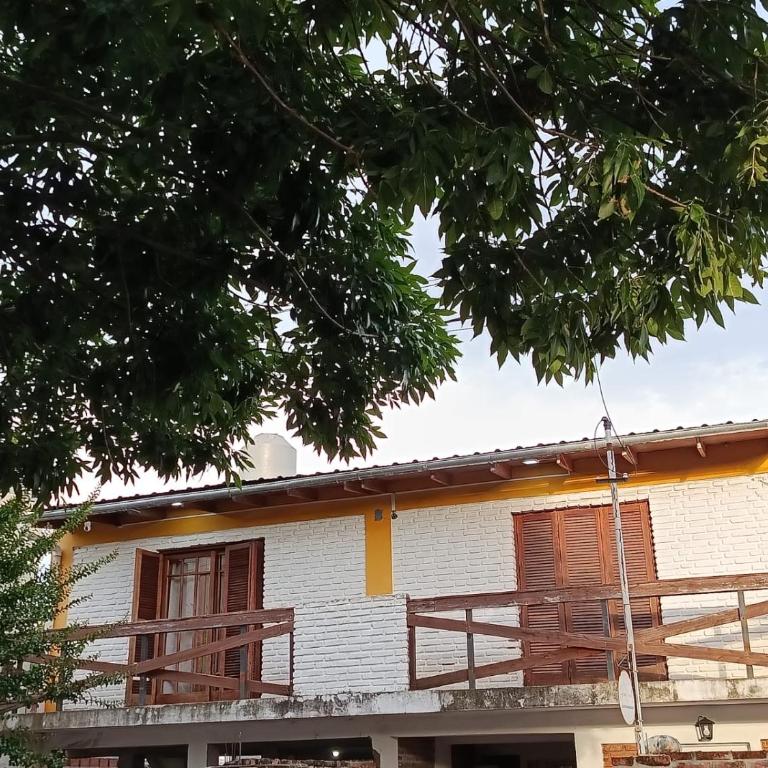 Amplia casa céntrica en Gualeguaychu - Casa con 1 dormitorio - 1