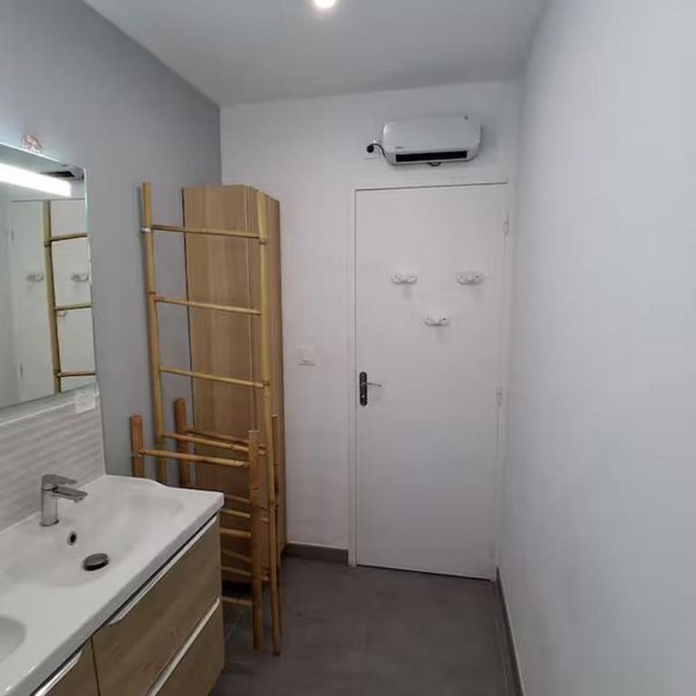 Maison T3 dans un domaine résidentiel - Maison 2 Chambres - 9