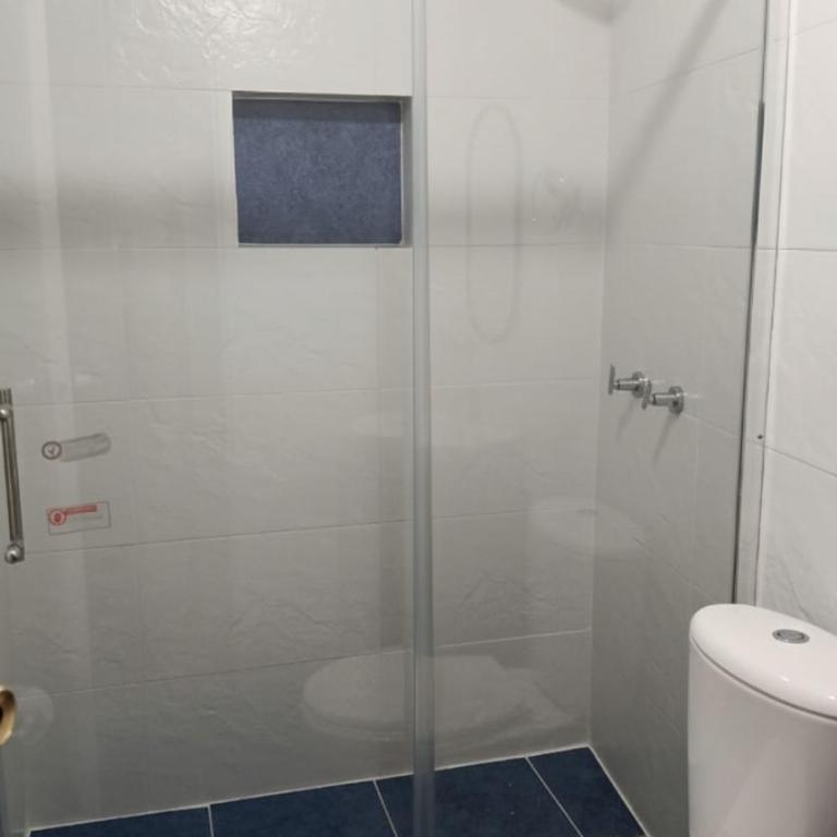 Oasis in Manila - El Poblado Estilo y Comfort - Three-Bedroom Apartment - 4
