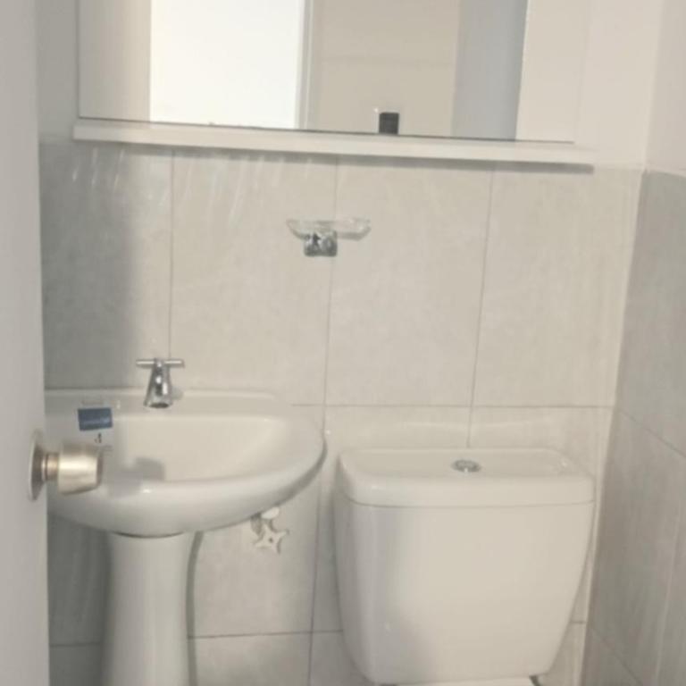 Oasis in Manila - El Poblado Estilo y Comfort - Three-Bedroom Apartment - 9