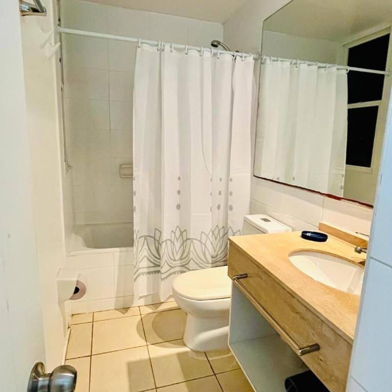 Apartment with a private backyard - Three-Bedroom Apartment - 2