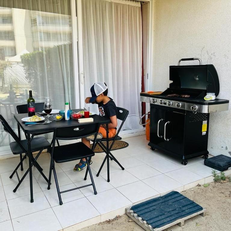 Apartment with a private backyard - Three-Bedroom Apartment - 11
