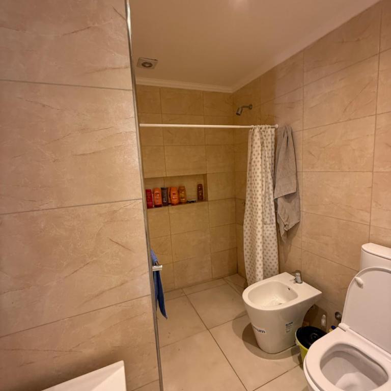 Chalet en Punta Mogotes con parque y parrilla - Three-Bedroom House - 6
