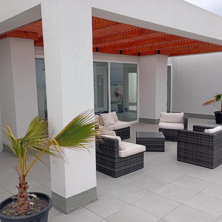 Bello departamento familiar nuevo en La Serena vista al mar, piso 4 con ascensor, malla de seguridad anticaída, piscina, estacionamiento gratuito, regalo de bienvenida, a pasos del Faro - Two-Bedroom Apartment - 6