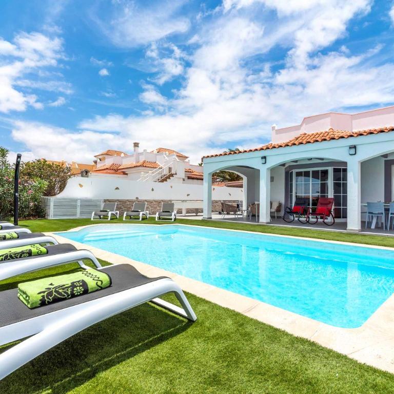 Villa Serenity Caleta - Four-Bedroom Villa - 1