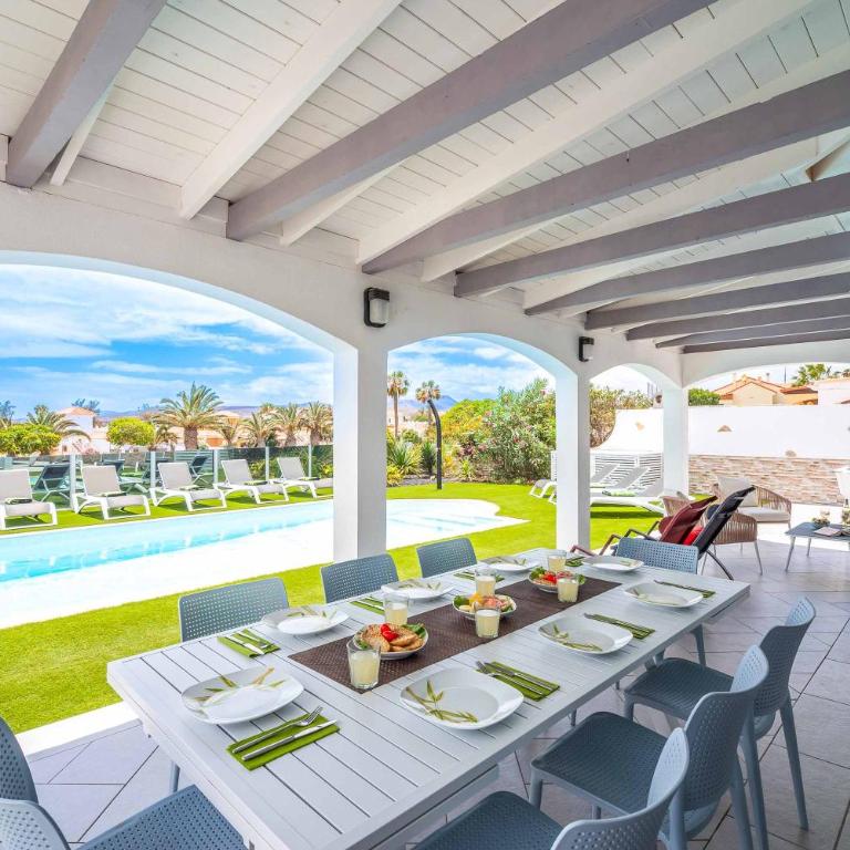 Villa Serenity Caleta - Four-Bedroom Villa - 3