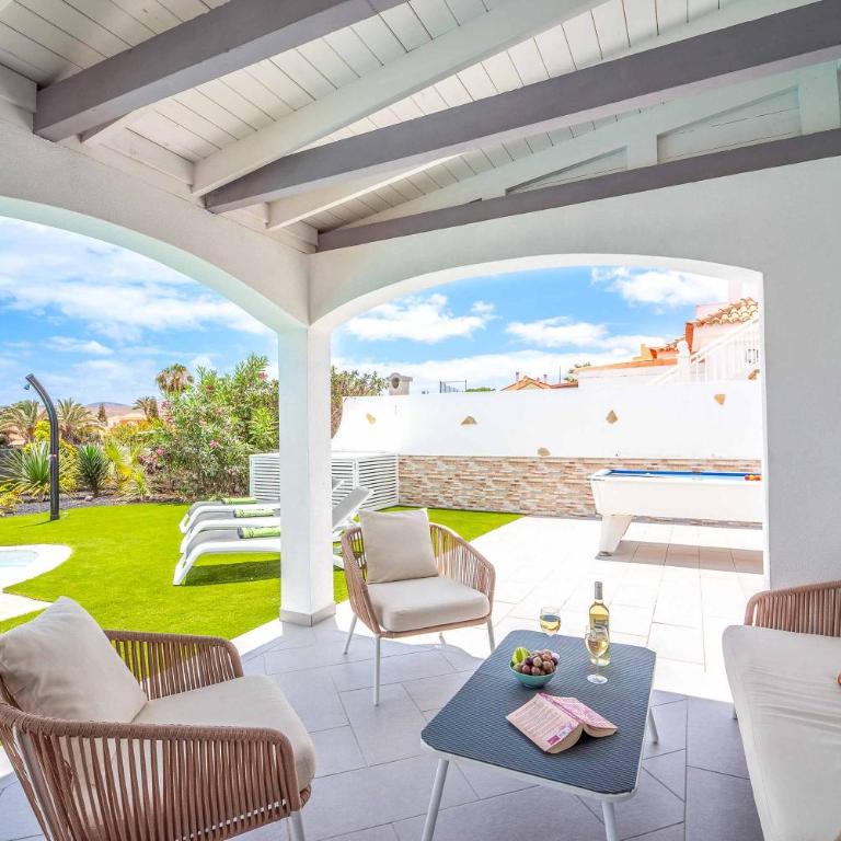 Villa Serenity Caleta - Four-Bedroom Villa - 7
