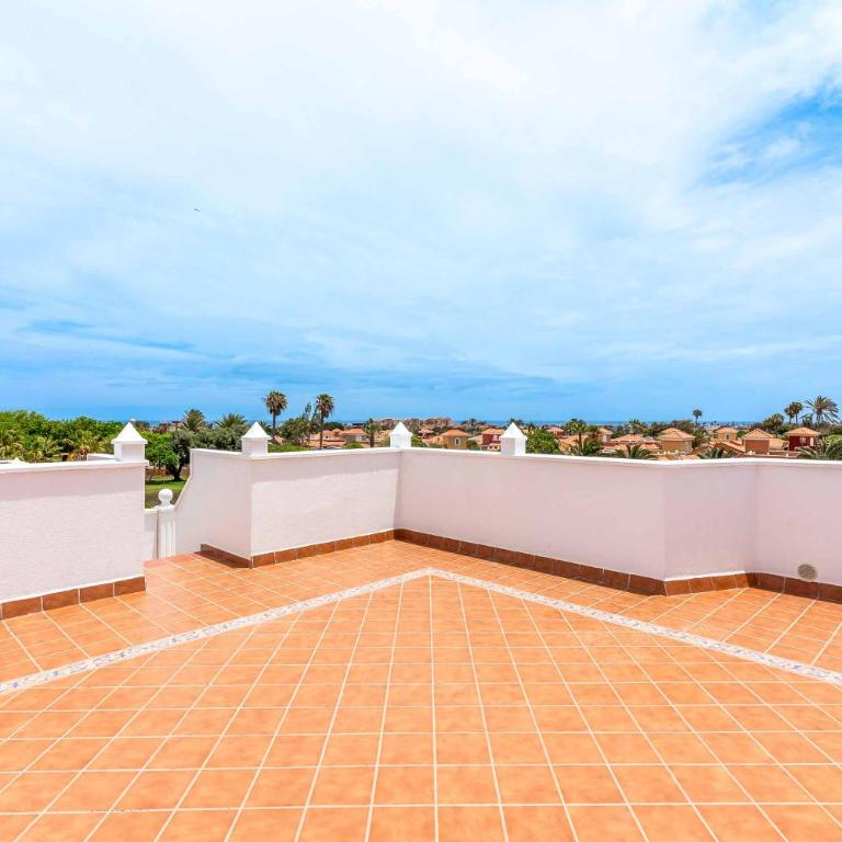 Villa Serenity Caleta - Four-Bedroom Villa - 39