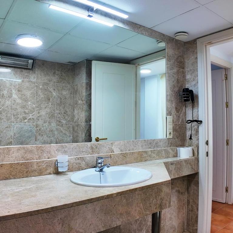Apartalux Vera Palace - Apartamento de 2 dormitorios - 23