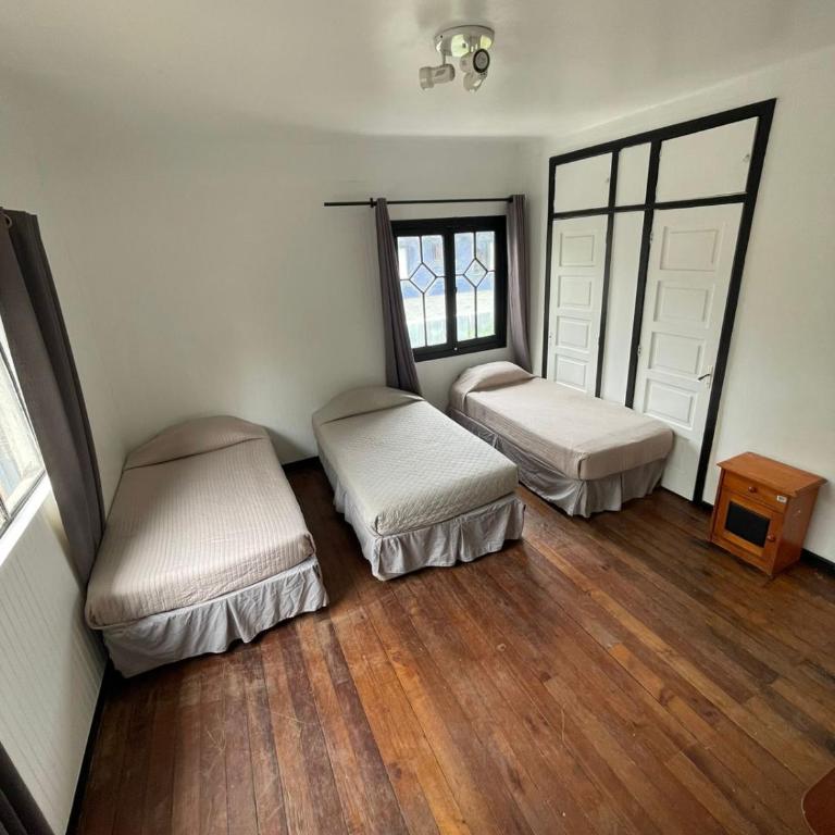Hostal Valle Norte - Triple Room with Shared Bathroom - 4