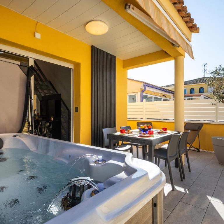 Nix -Villa spa prive 4p - terrasse - parking - Climatisation - Cap Agde Naturiste - Villa Superior - 3