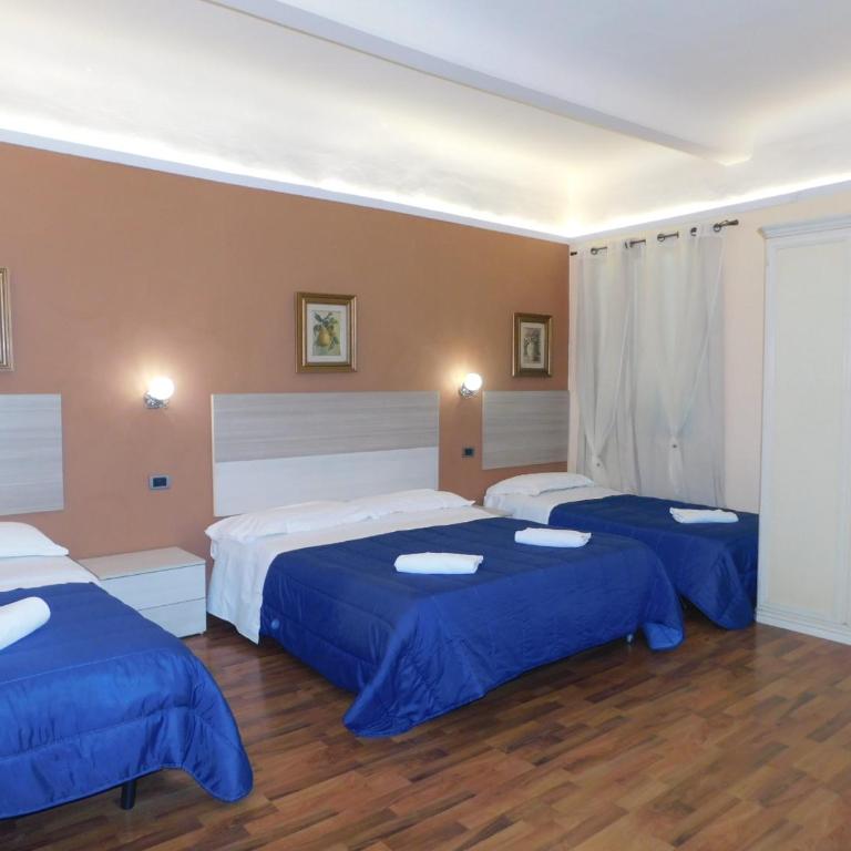 PICCOLO HOTEL Nel Centro Storico di Firenze - Camera Familiare Standard - 1