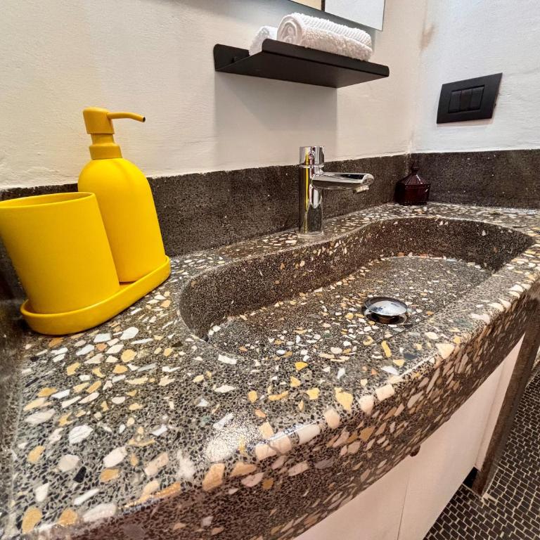 Fandara Suites - Camera Matrimoniale - 19