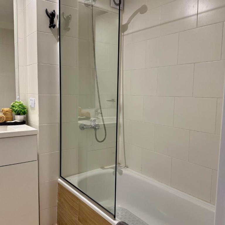 MarDelSuites - Studio Moderno Premium Piso 14 - Vista al Mar, Pileta, Cochera, AC, 2min Playa - Studio Apartment with Sea View - 41
