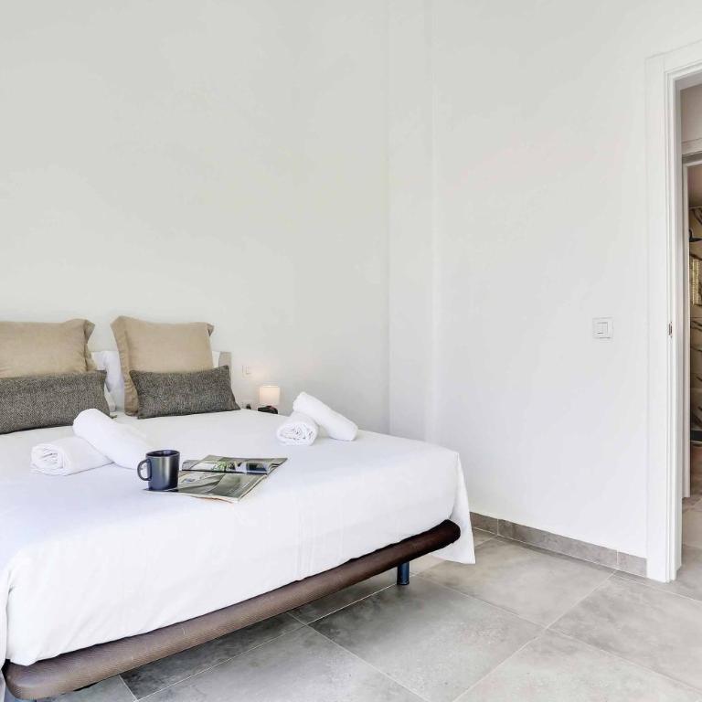 Villa Picasso Caleta - Three-Bedroom Villa - 29