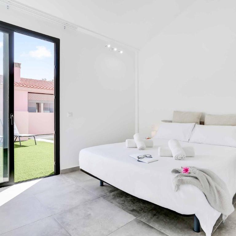 Villa Shakespeare - Three-Bedroom Villa - 21