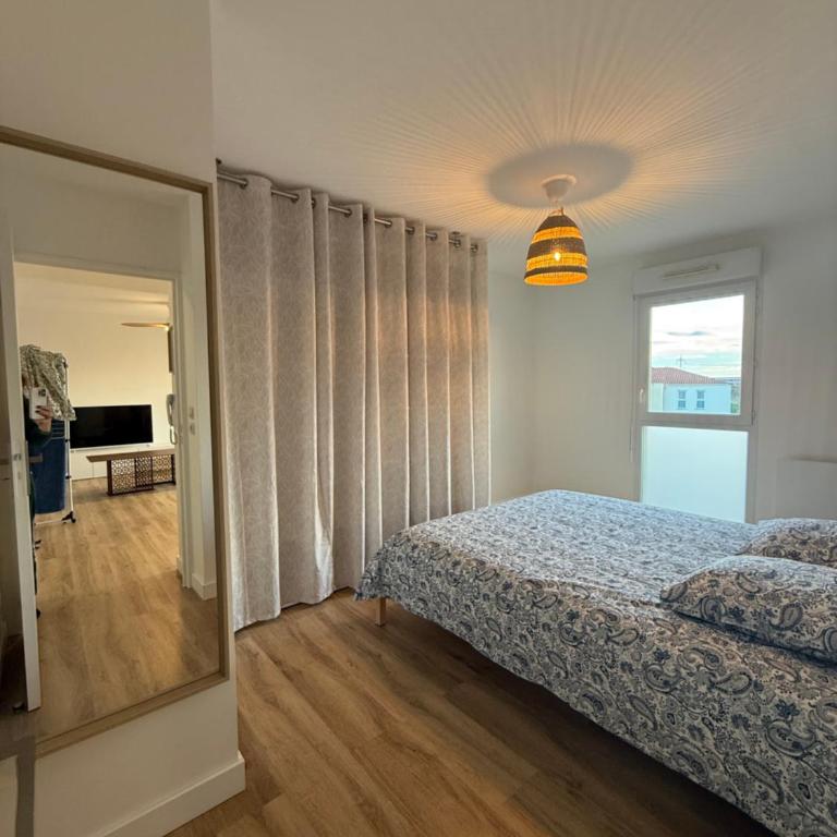Vue & terrasse Appartement lumineux Fréjus - One-Bedroom Apartment - 38