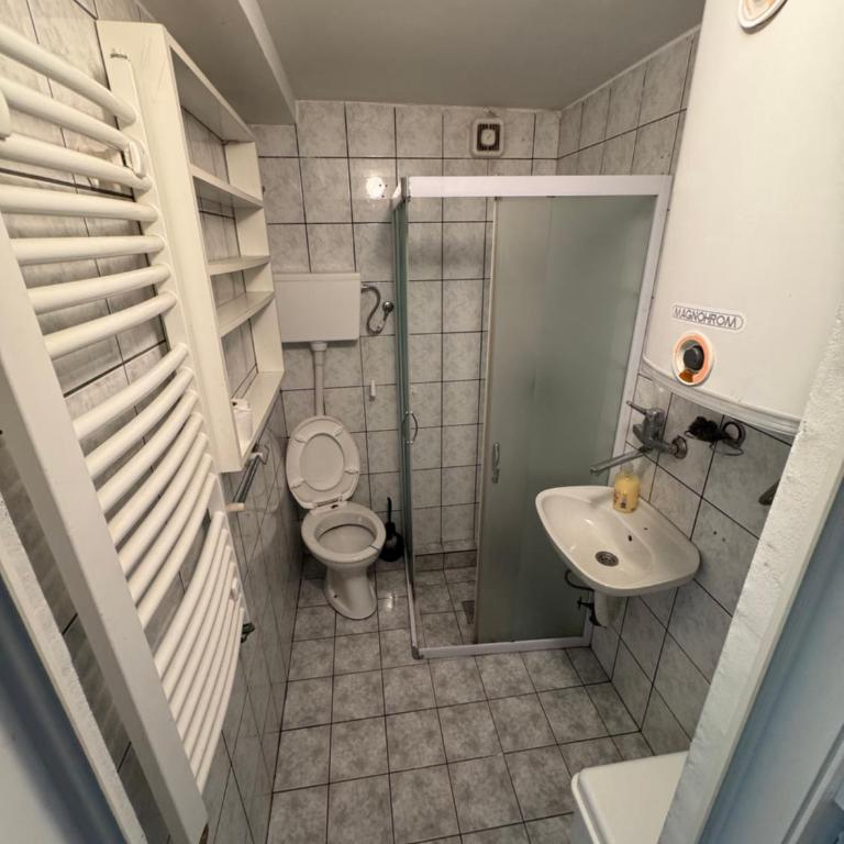 Zlatiborske Zore Apartman - Two-Bedroom Apartment - 3